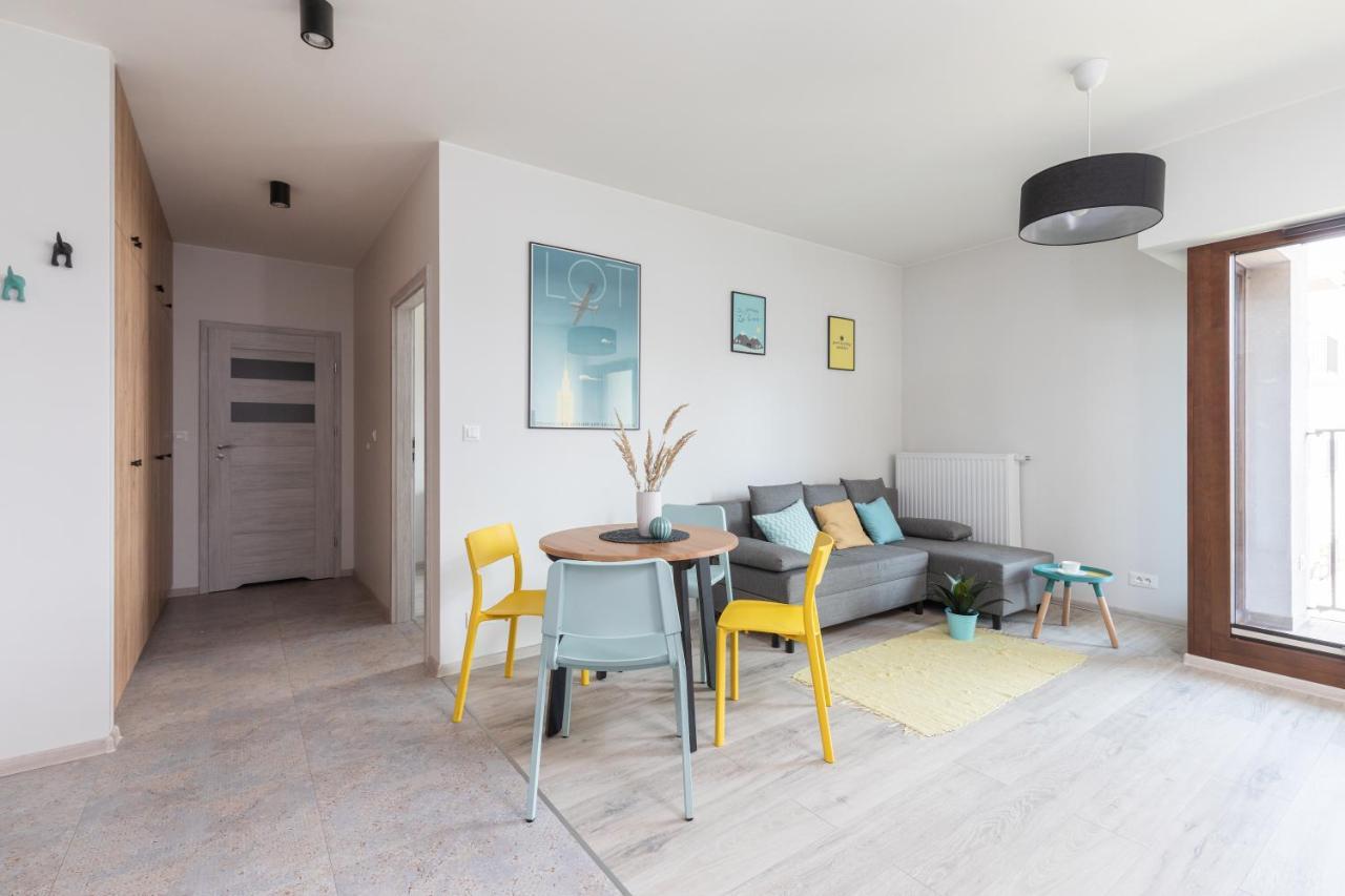 Superapart Sierakowskiego 4 Apartment Warsaw Ngoại thất bức ảnh